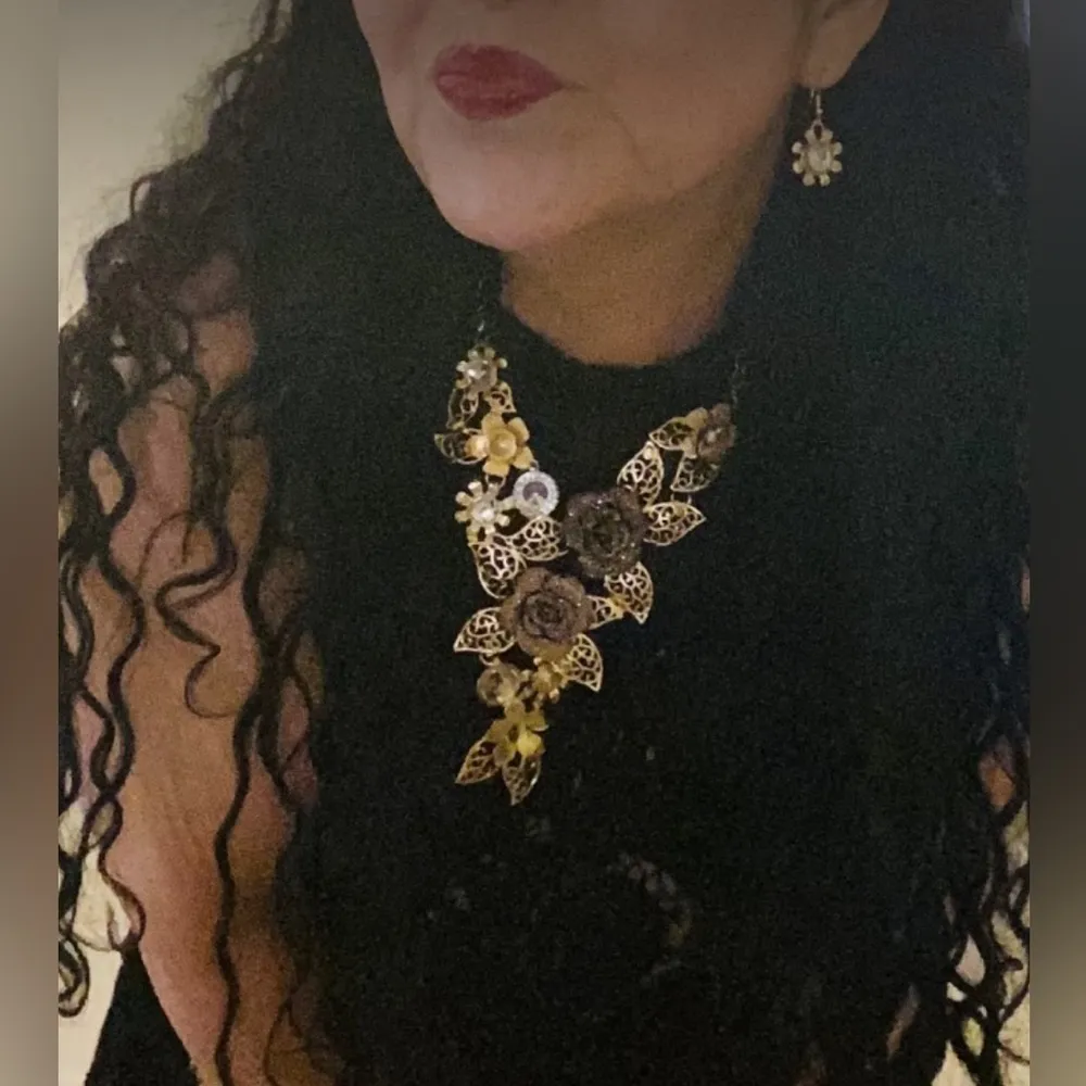 Chunky Necklace and Earrings Set NWT Purple - Image 4