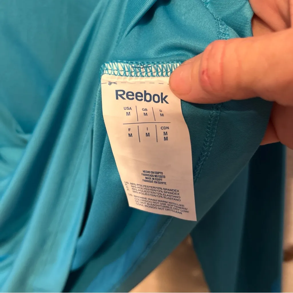 NWT Reebok Playdry V-neck Slim Fit Women’s Medium Poly/spandex Blue Long Sleeve - Image 6