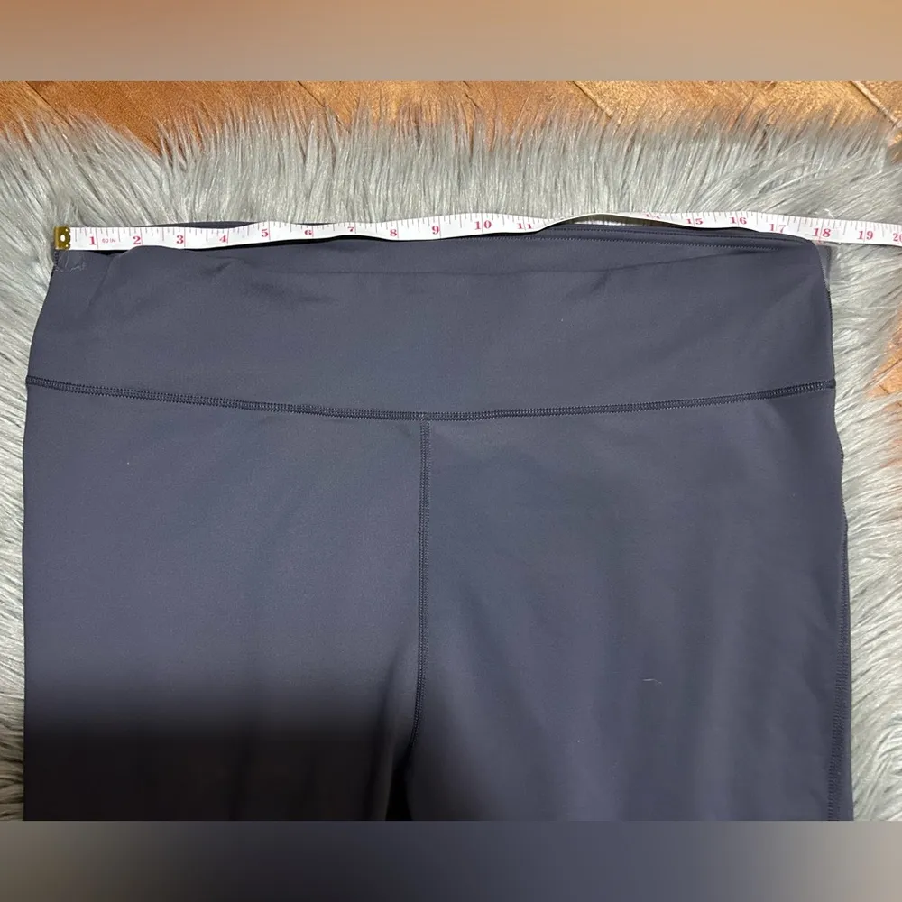 Fabletics Ultra High Waisted PureLuxe 7/8 Legging Pewter Tights Leggings Size XL - Image 6
