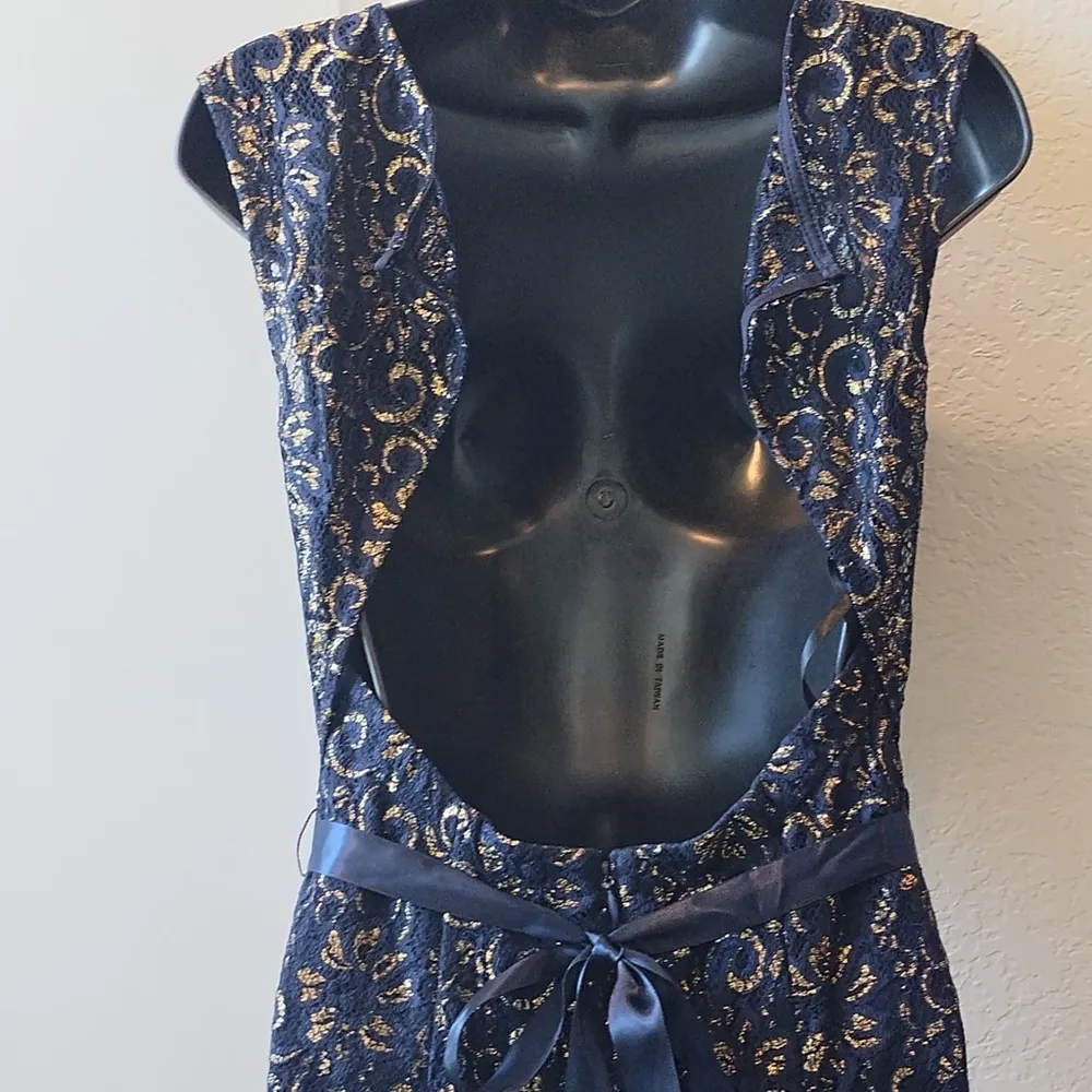 Betsy Adam Navy Blue Low Back Gown Size 6 Prom Dress Party Cocktail - Image 7