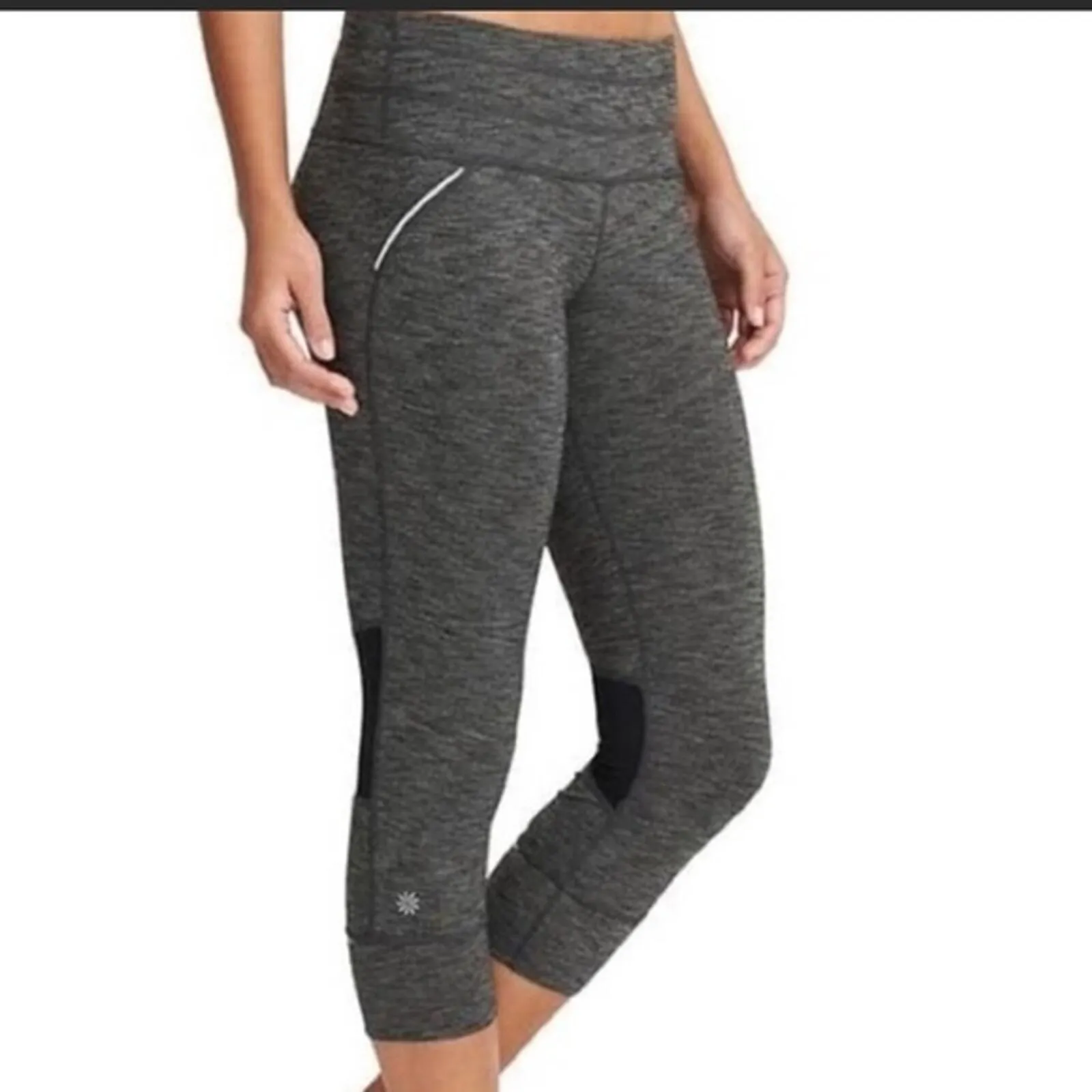 Athleta Pants Women XS Gray‎ Black Relay Capri Legging Lounge Workout Athleisure - Image 6