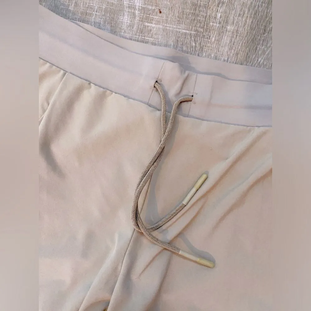 Athleta Go Far Travel Venture Pant Womens 2 XS Tapered Jogger Beige Athleisure - Image 9