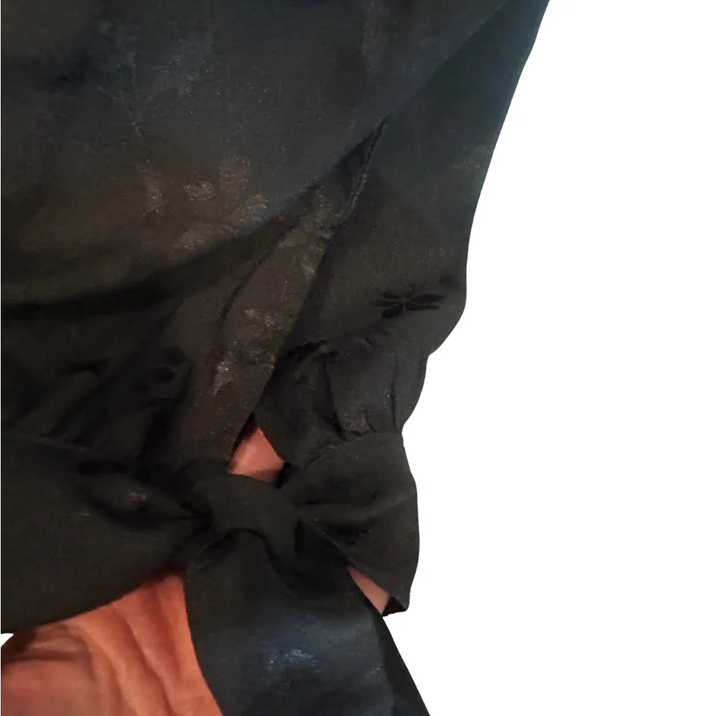 Umgee Elegant Black Top Size L - Image 3