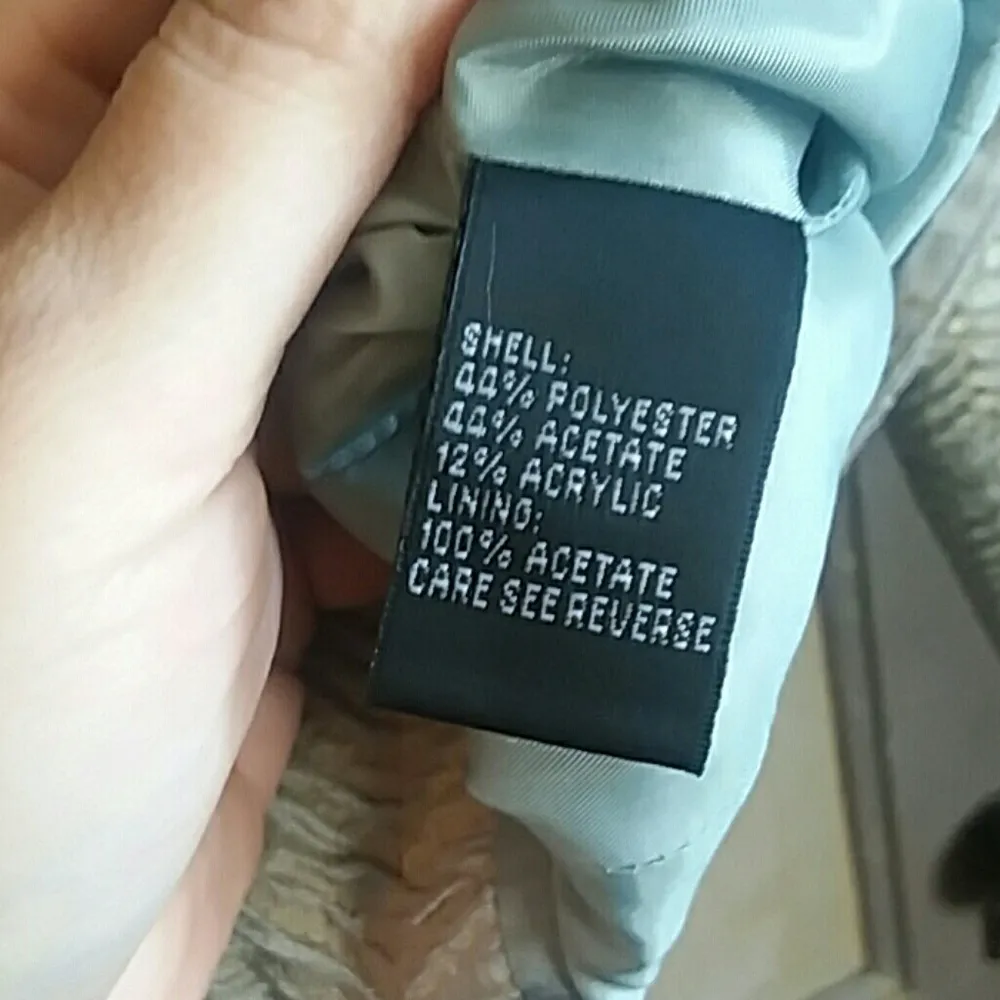 Carmen Marc Valvo Textured Blazer With Sequins - Image 7