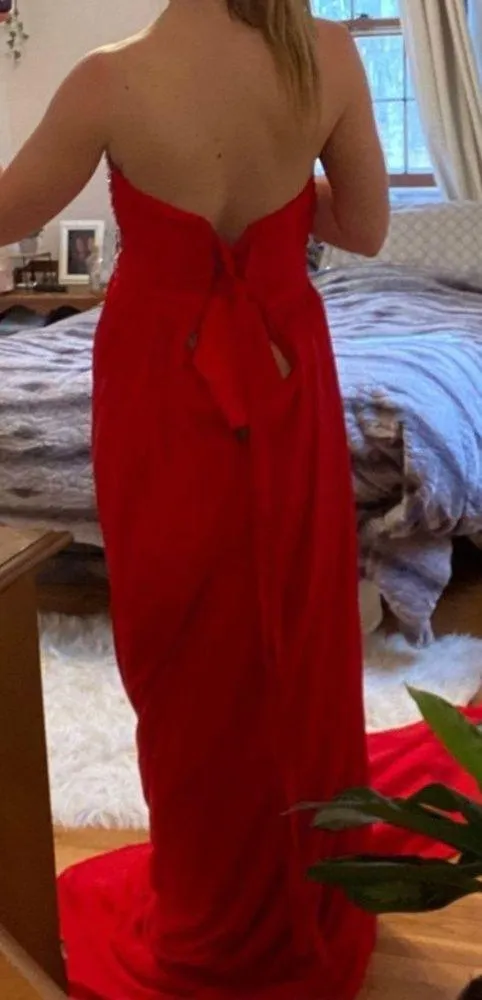 Beautiful Red Prom Dress Beading and Train Size 6 - Image 2