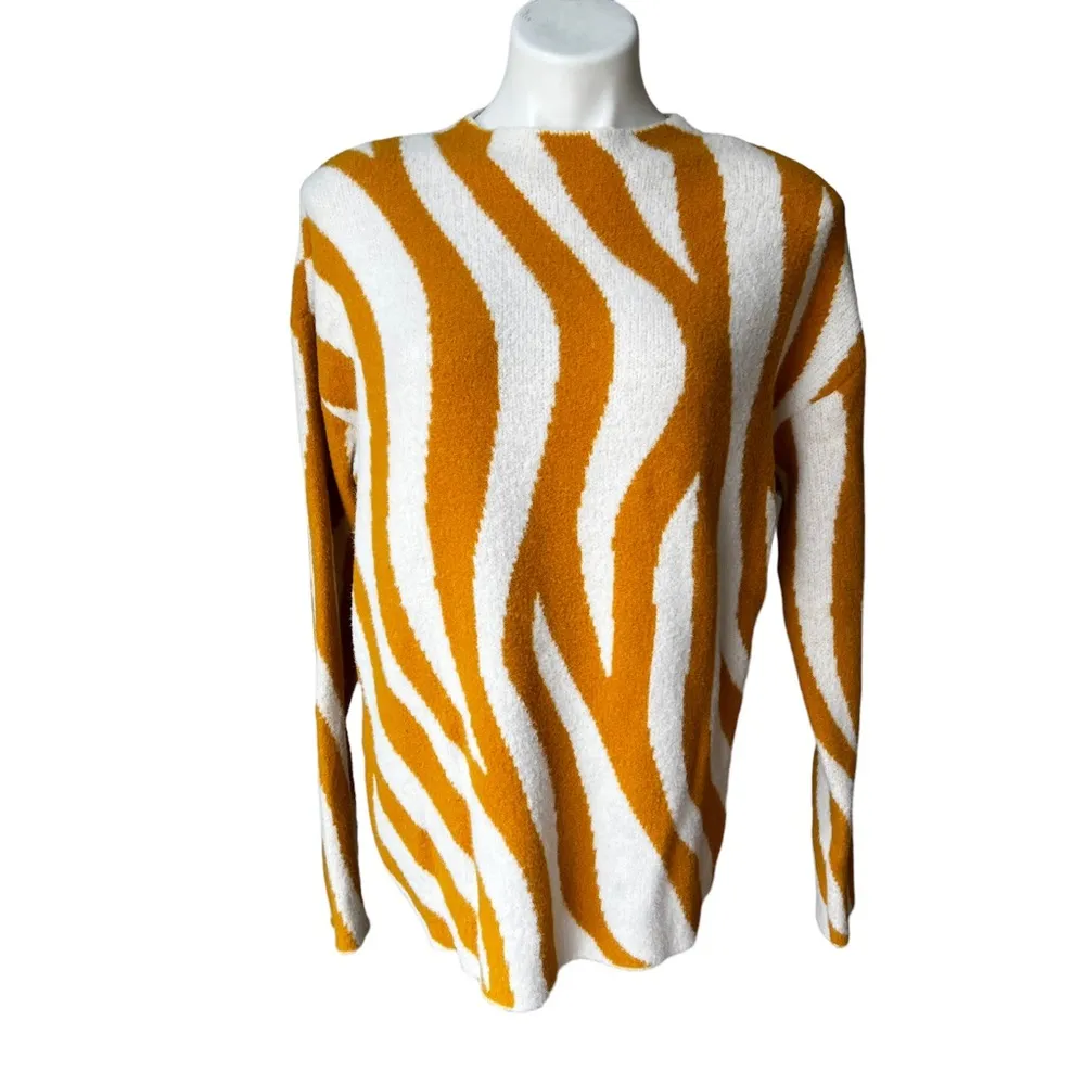 Ann Taylor yellow/white zebra print mock neck sweater. - Image 7