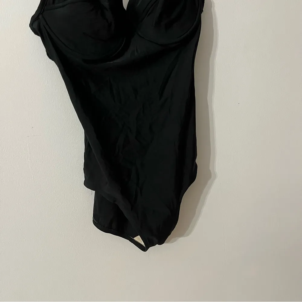 Vintage Bill Blass classic black one piece bathing suit. Scalloped Balconette - Image 3