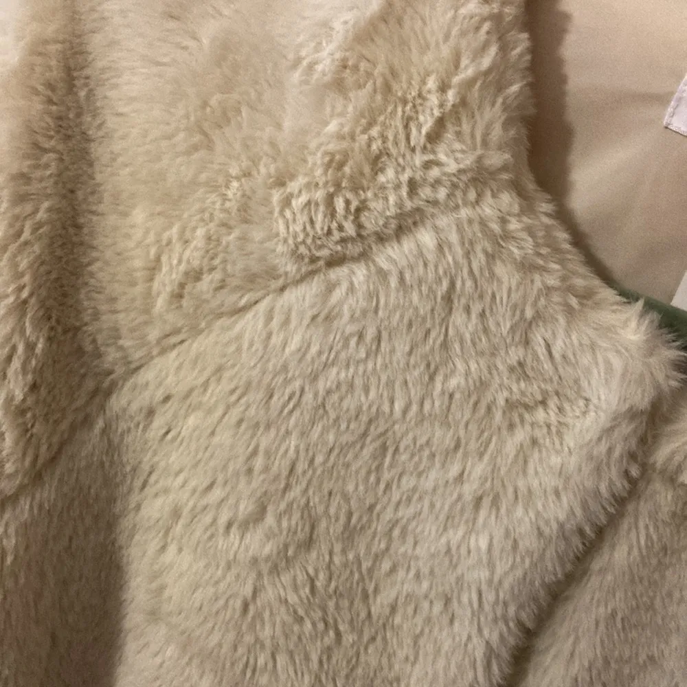 Popsugar  puffy cream boxy teddy coat - Image 3