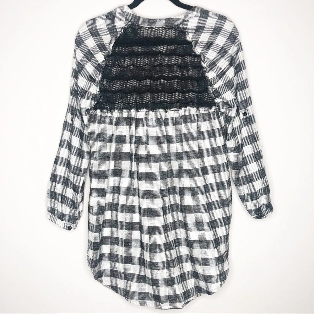 NWT Mystree Plaid Button Up Crochet Back - Image 7