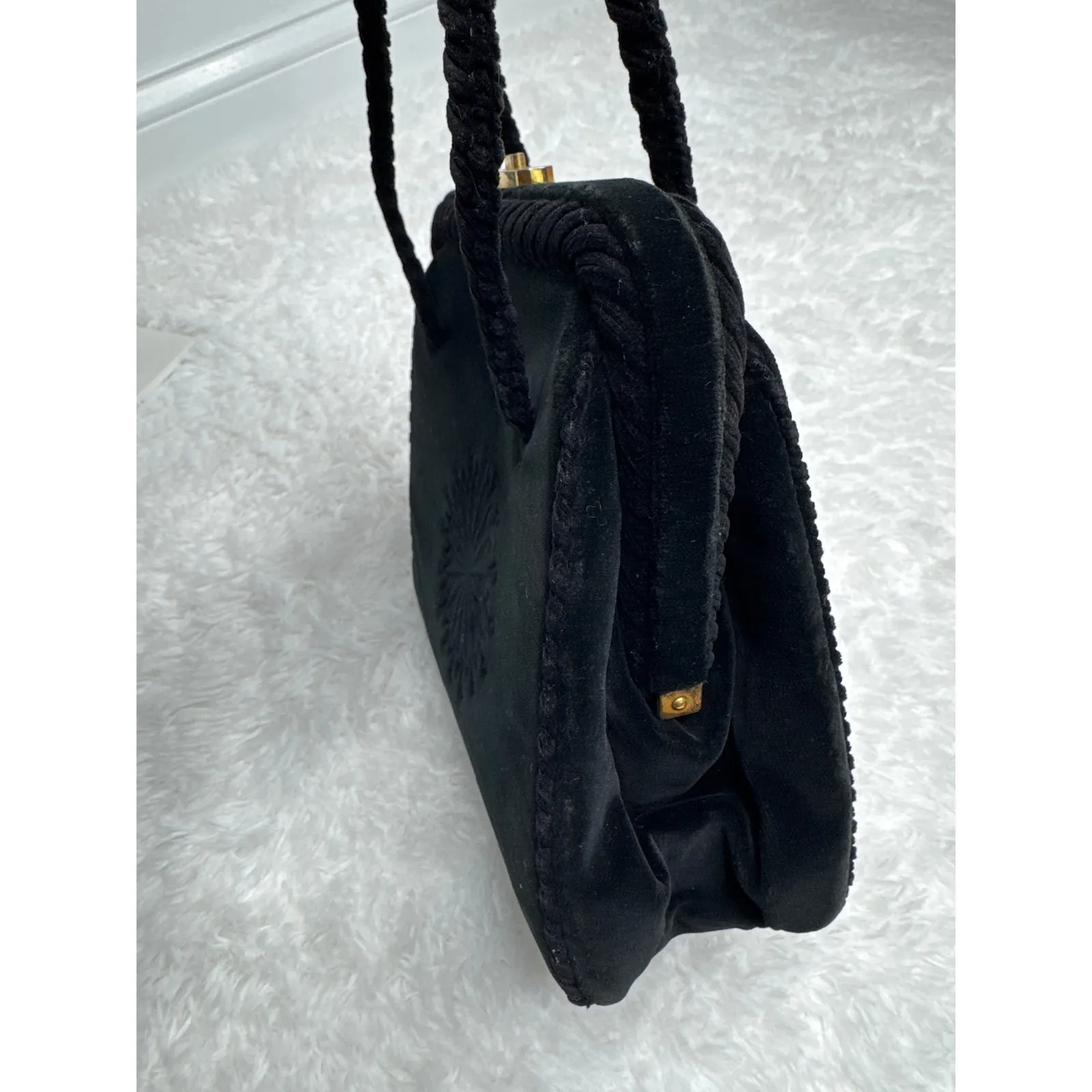 OOAK 1950s Black Velvet Evening Bag w/ Starburst Embossed brass lock top handle - Image 10