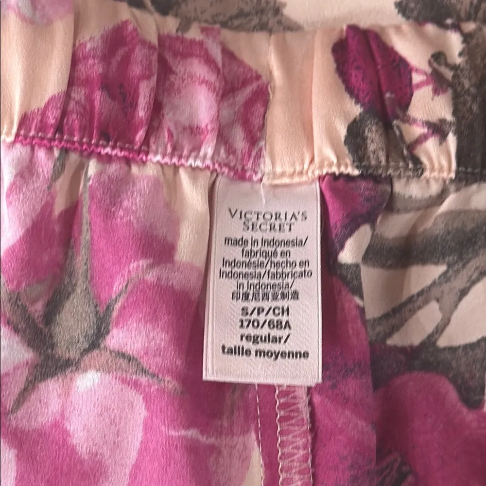 Victoria's Secret Pink Floral Satin Sleepwear - Image 4