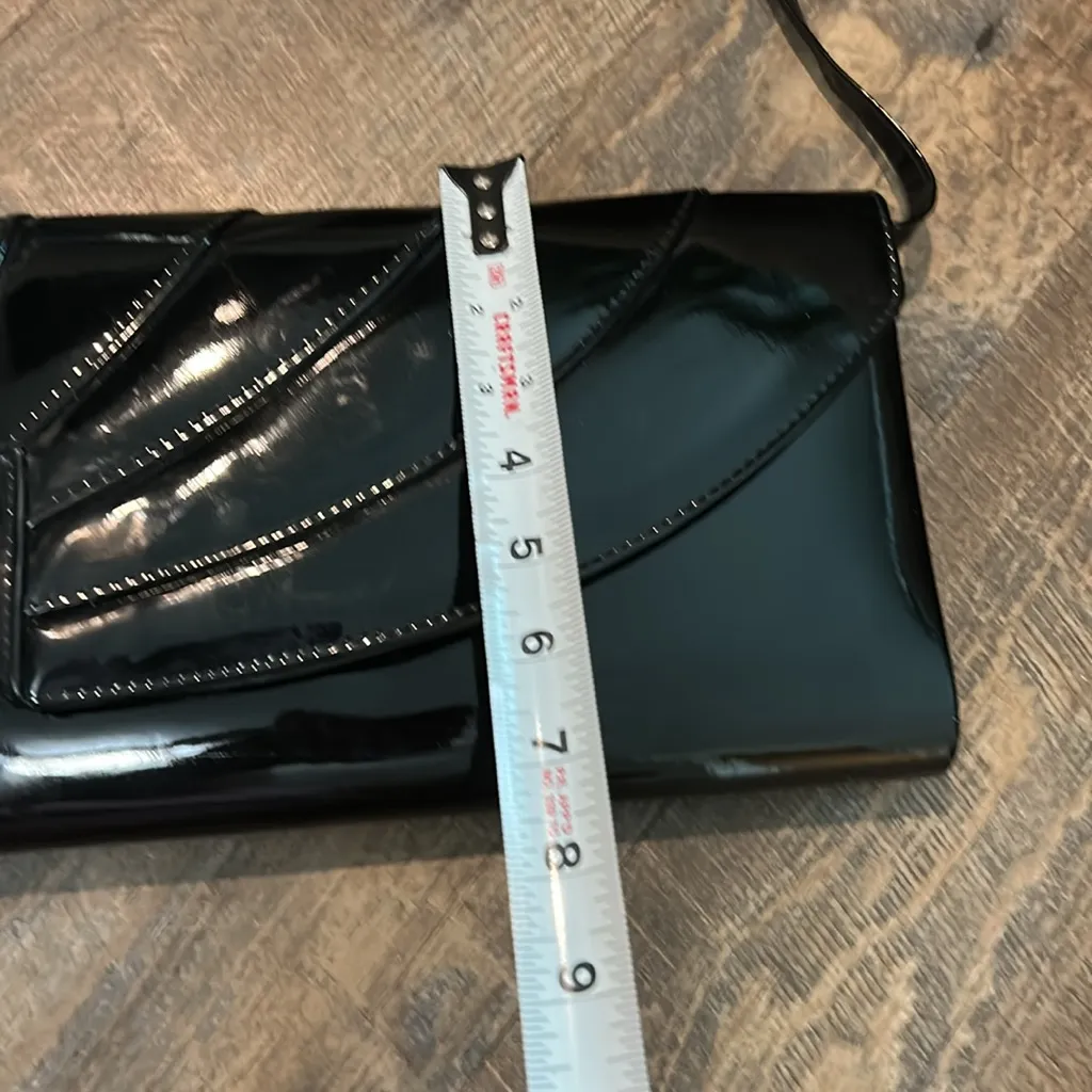 La Regale faux patent black leather shoulder‎ bag /clutch Vintage - Image 10