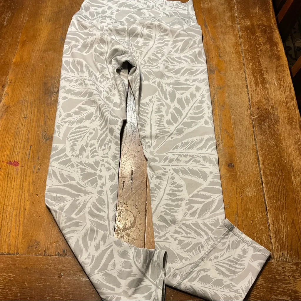 Alo Yoga Palm Springs Airbrushed High Waist Leggings Gray Womens Size XS/Small - Image 7