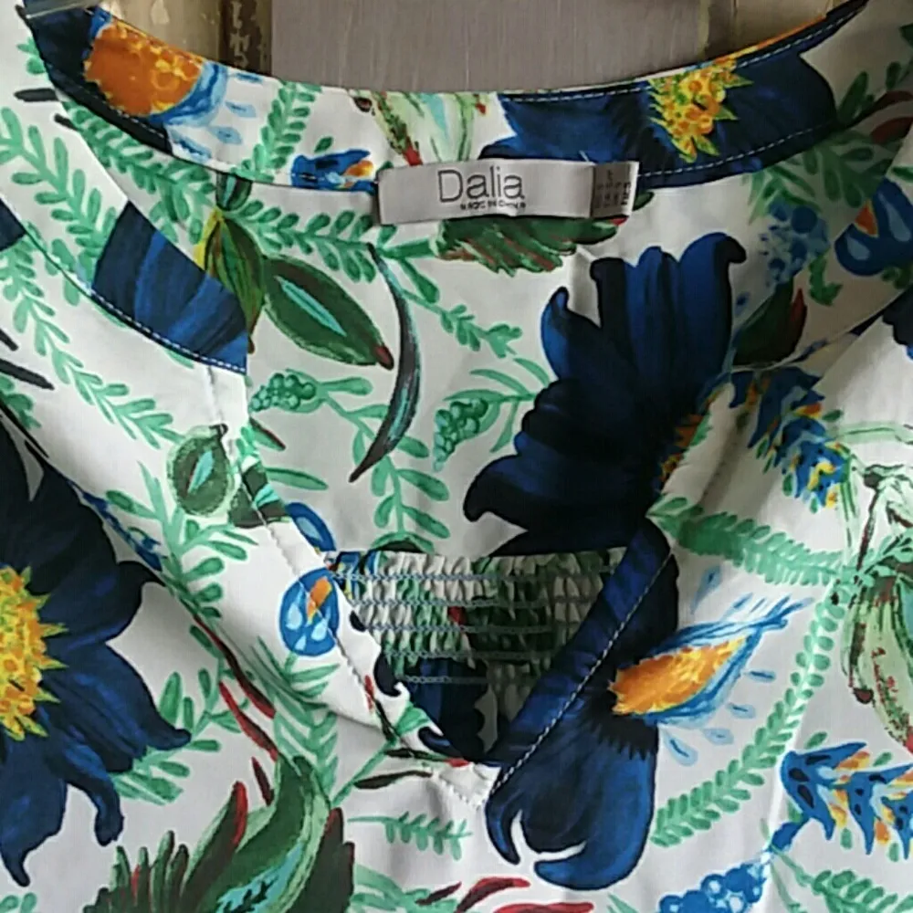 Dalia High Low Tank Top - Image 2