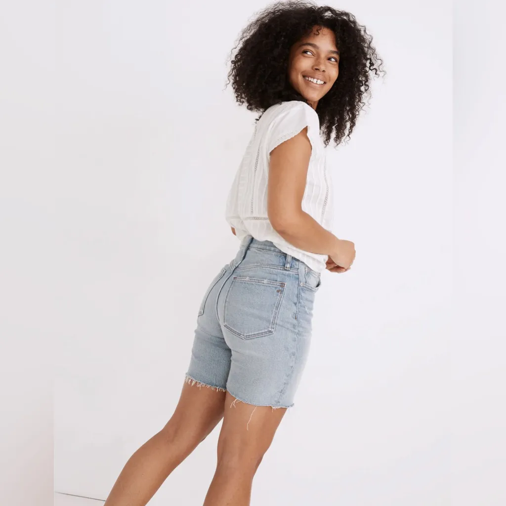Madewell High-Rise Mid-Length Denim Shorts Woodvale‎ Wash: TENCEL™ Denim Edition - Image 2