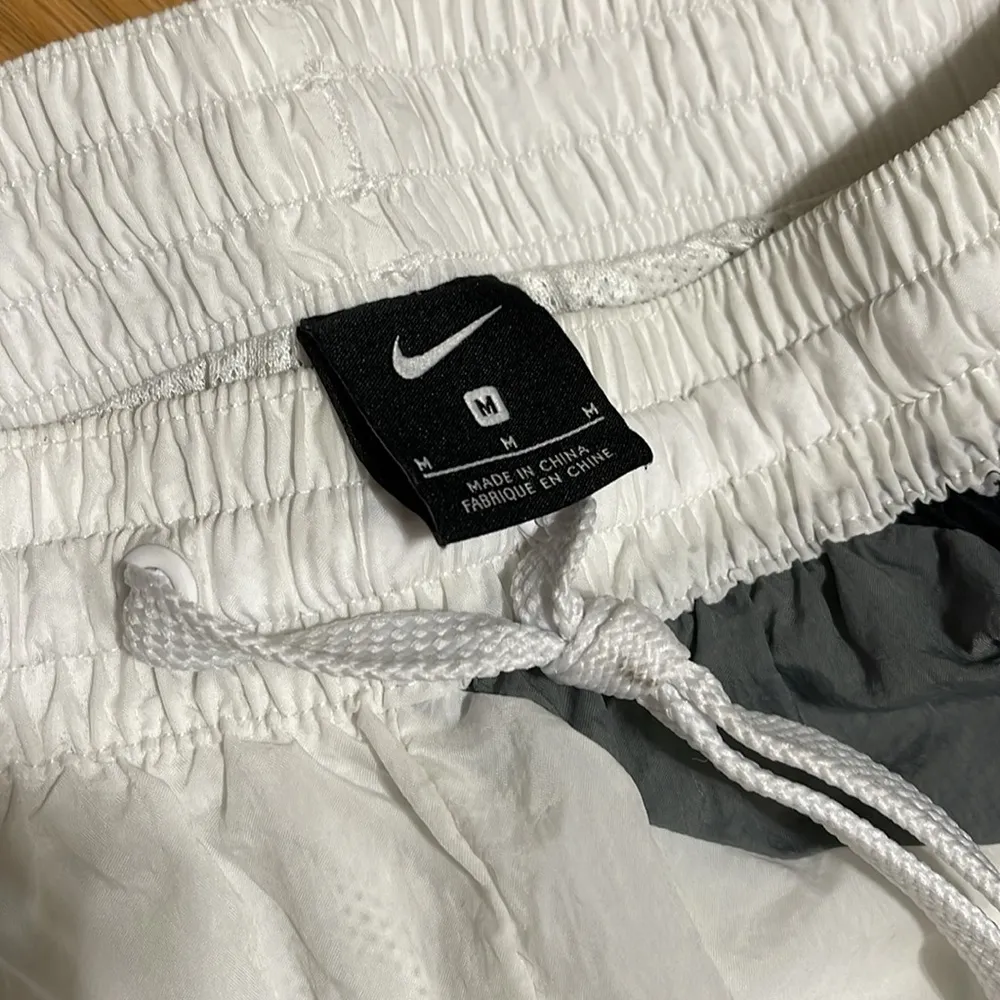 Nike Black and Gray Joggers with Geometric Design - Image 2