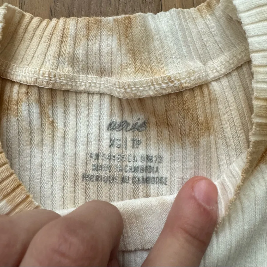 Aerie Rebel Cropped Tan & White Tie Dye Tank Top - Image 4