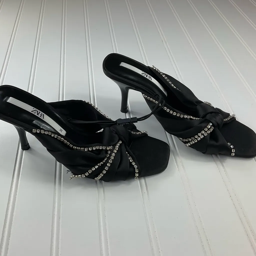 NWOT Zara Sparkly Heeled Sandals Size EU36 - Image 7