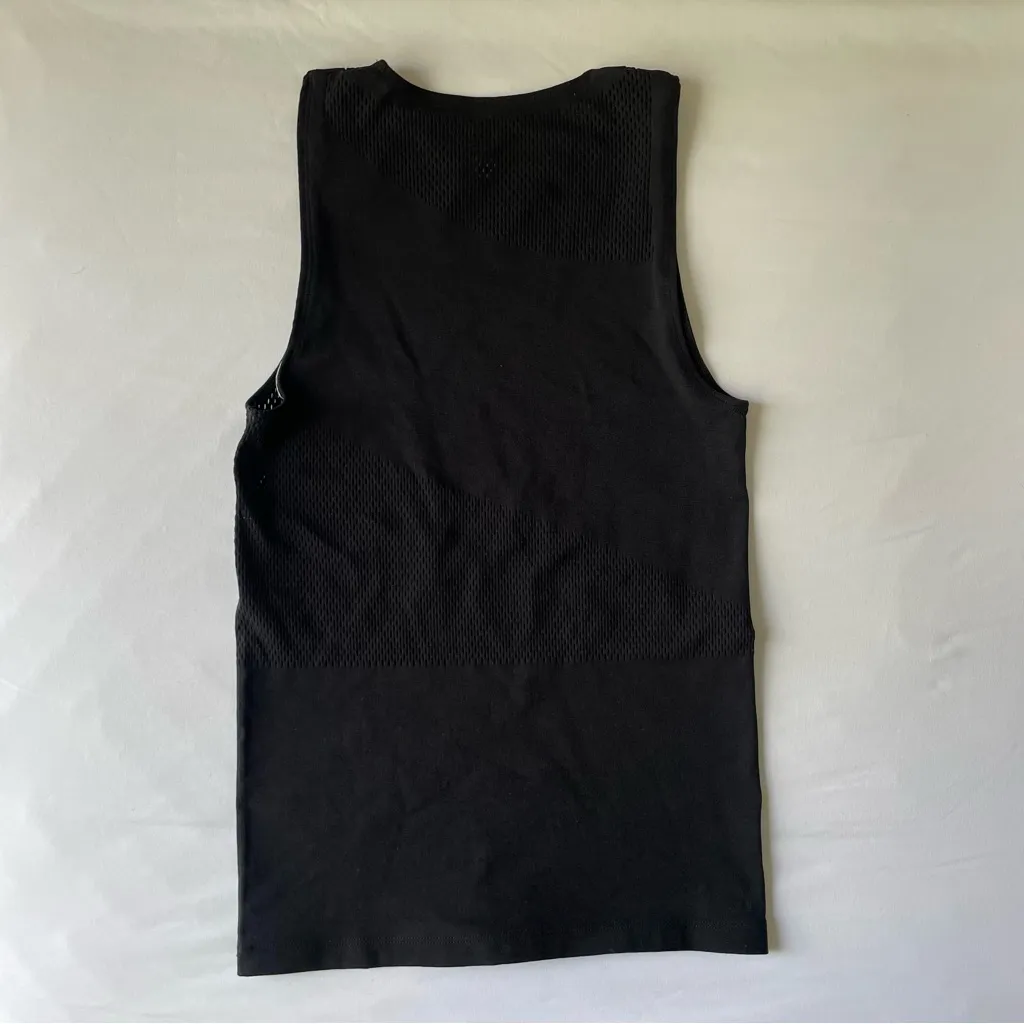Under Armour Fitted HeatGear Workout Tank - Image 5
