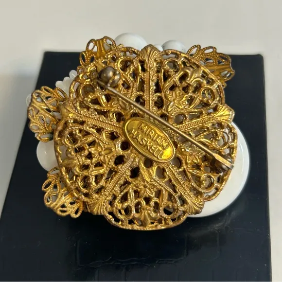 Miriam Haskell Vintage Layered White‎ Flower Pin White - Image 5