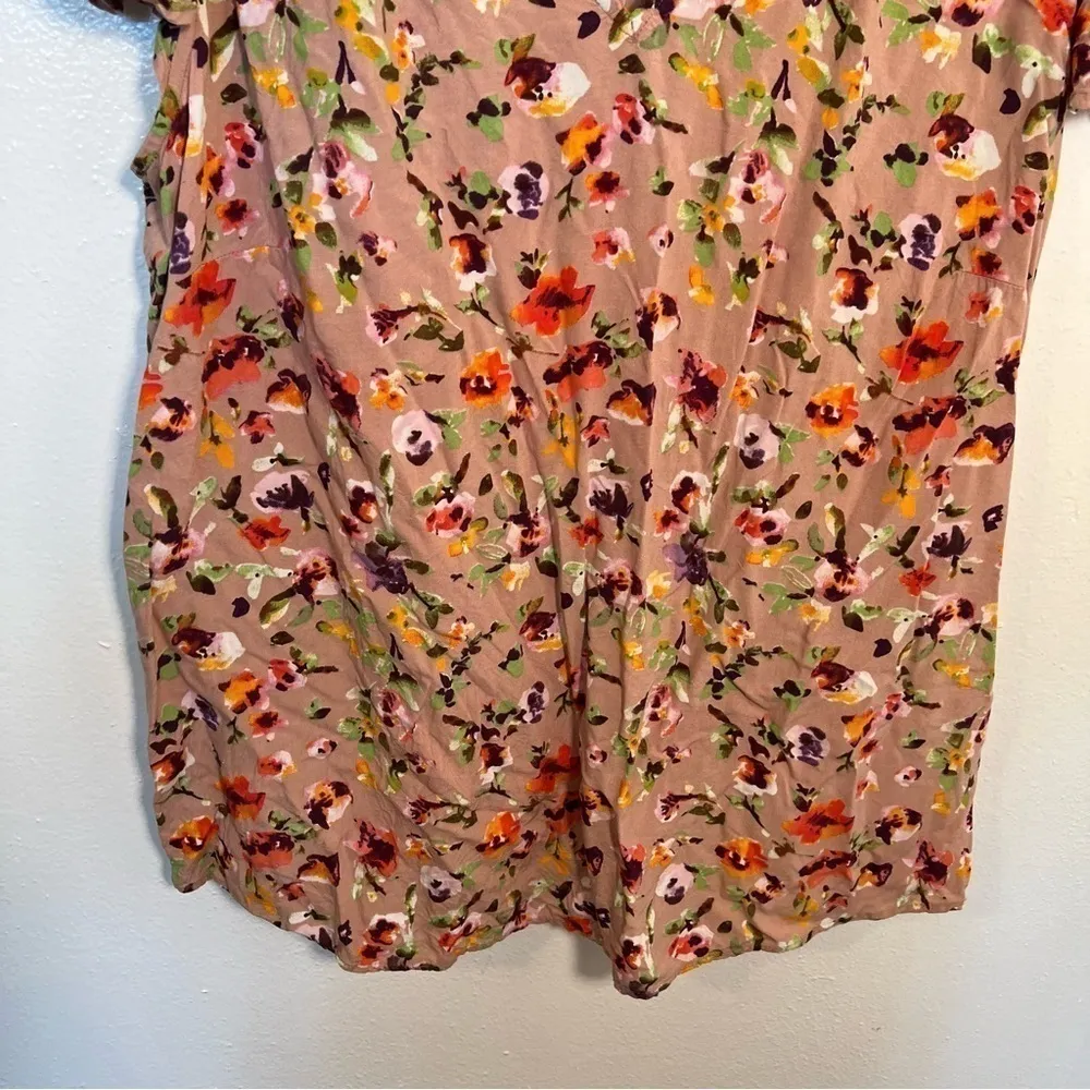 Evri Split Neck Blouse Beige Floral Tan Size 0X - Image 3