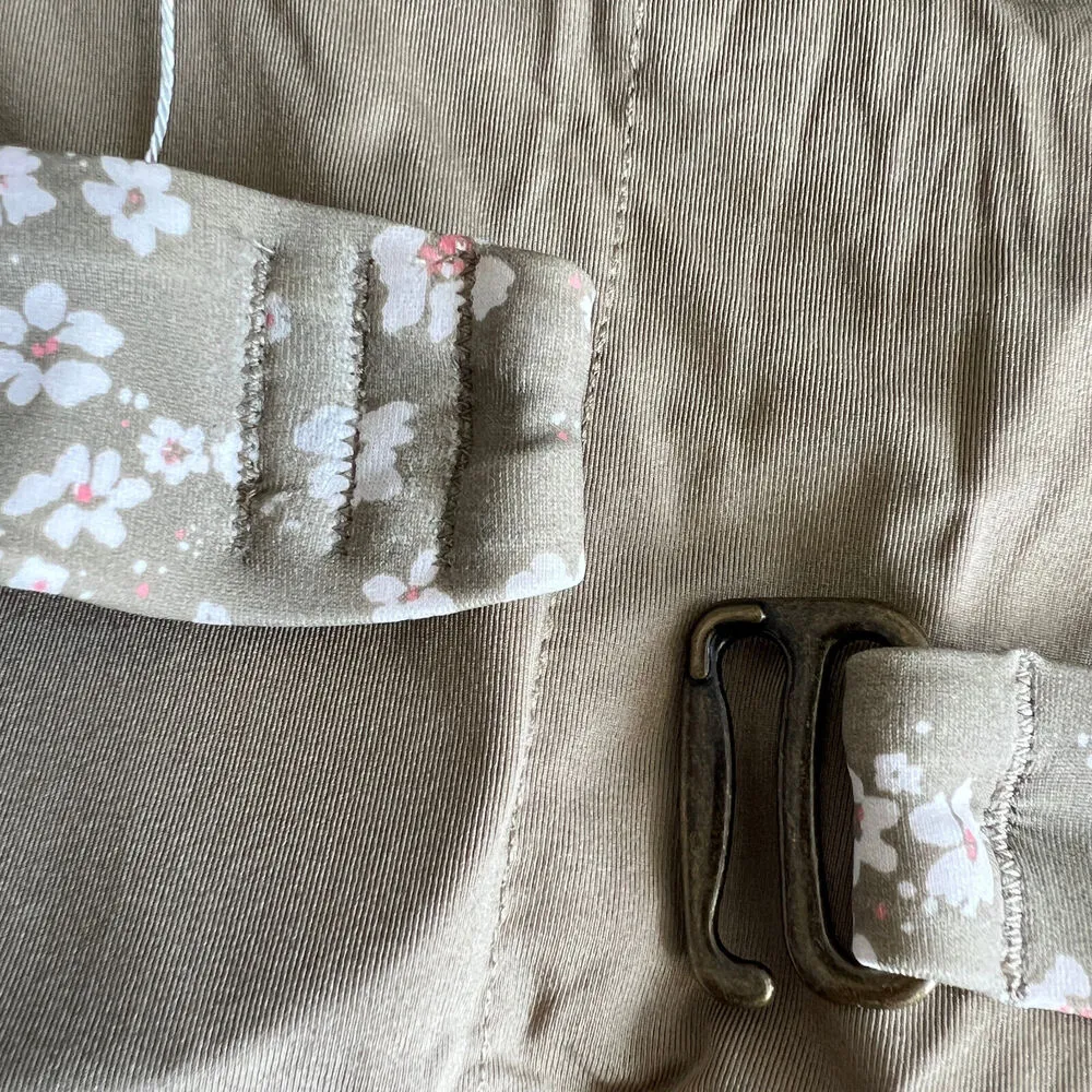 Andie Swim Bora Bora Bikini Top Large Ditsy Floral Olive Green - Image 10