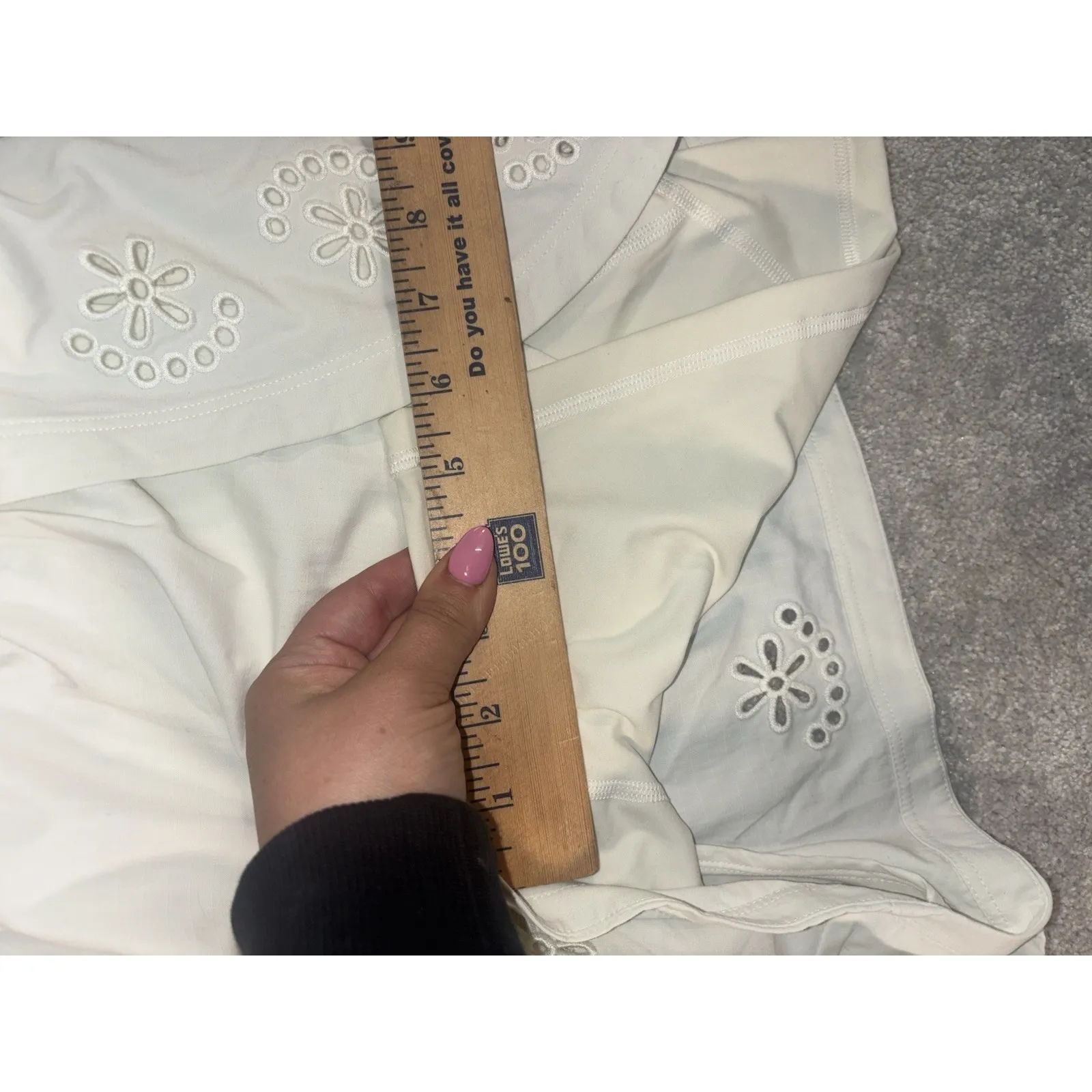 SWEATY BETTY BRODERIE ANGLAISE SHORTS‎ WOMENS Lily White L 10 RUNNING NWT EYELIT - Image 12