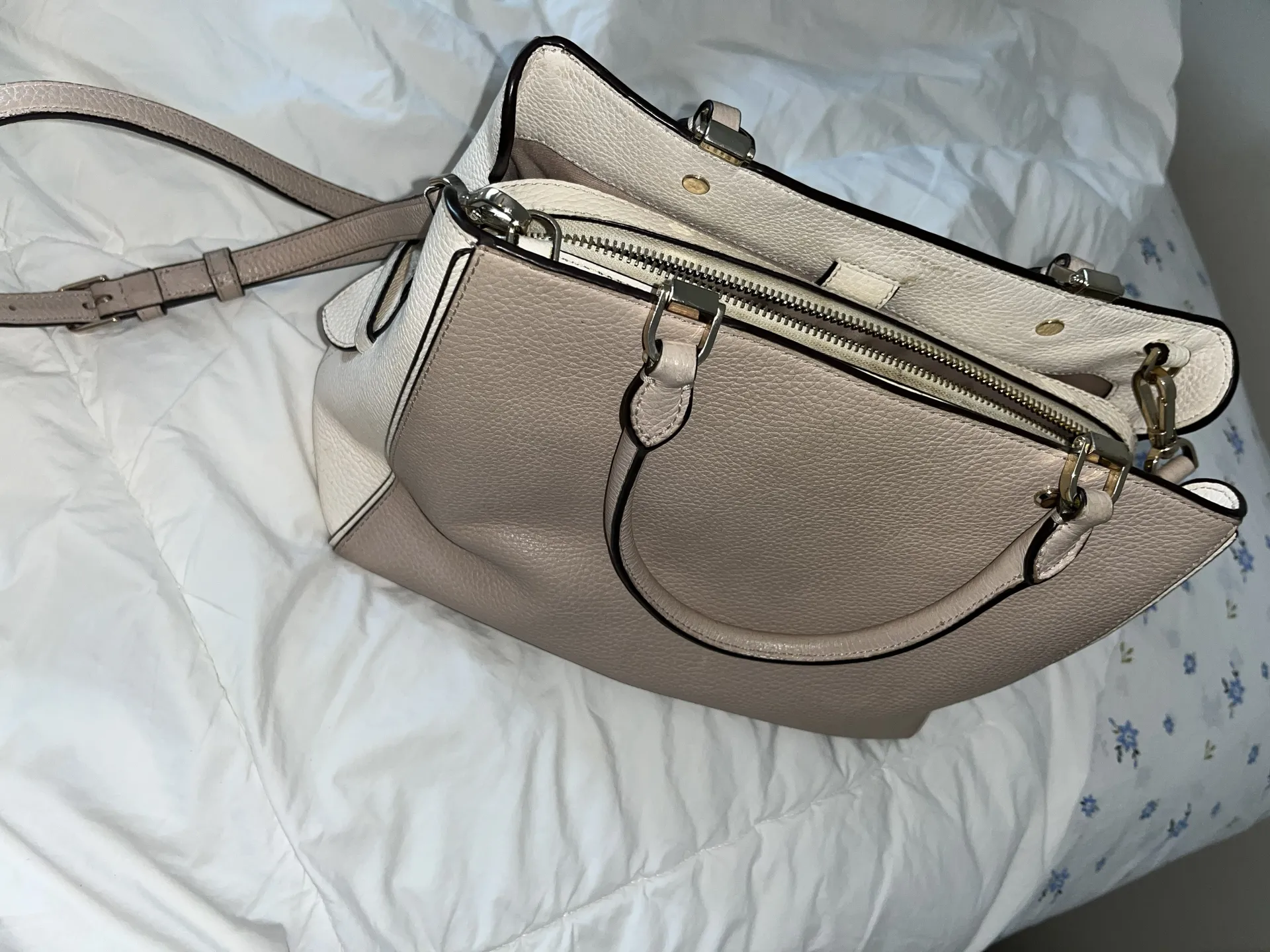 Kate Spade Tote Purse - Image 2