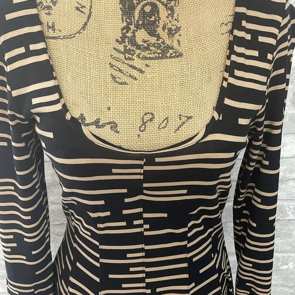 HD in Paris Saraid Dress - Image 2