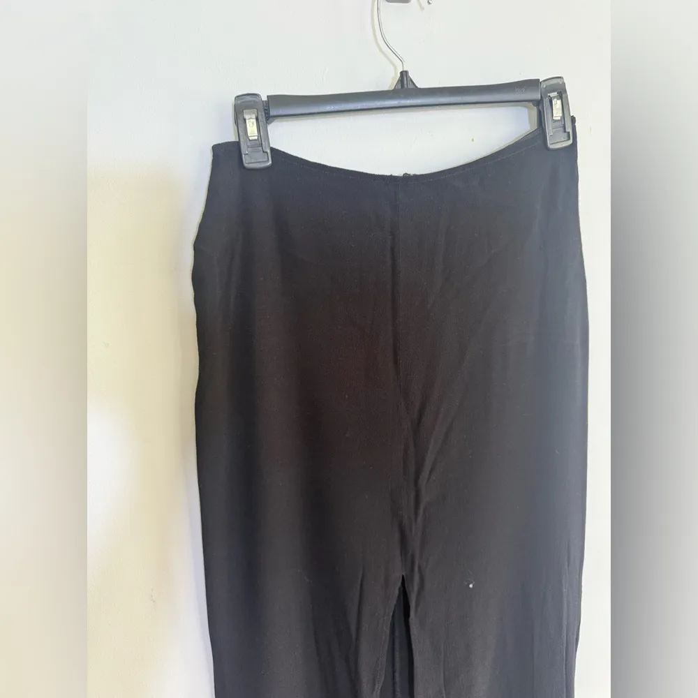 Reformation Elegant Black midi Women's Skirt size 8 - Image 3