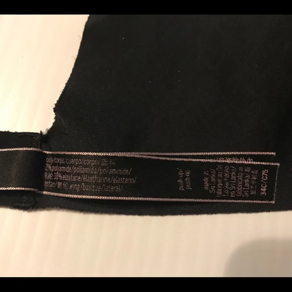 Victoria’s Secret Push Up Underwire  Bra 34C - Image 6