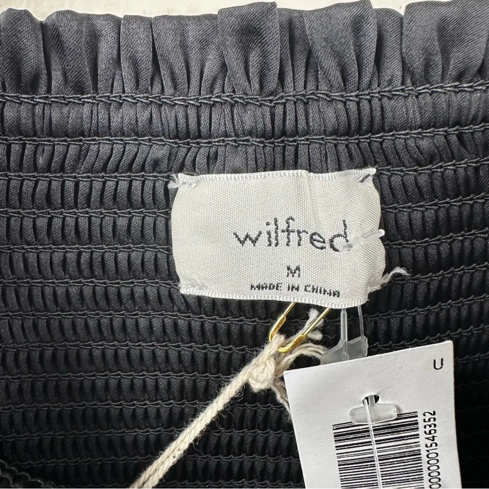 NEW Wilfred Aritzia Tempest Mini Dress Womens M Black Satin Ruffled Smocked - Image 6