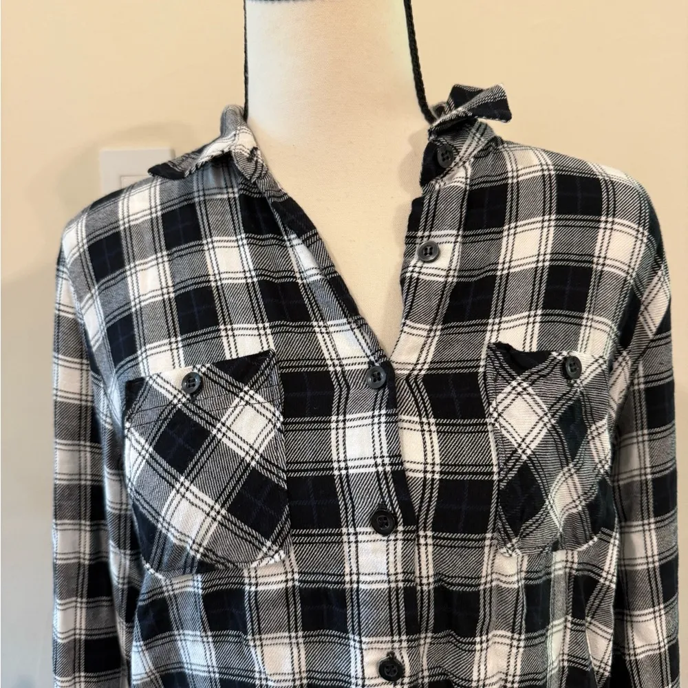 BCBGeneration | Black and White Plaid Button Down Shirt - Image 7