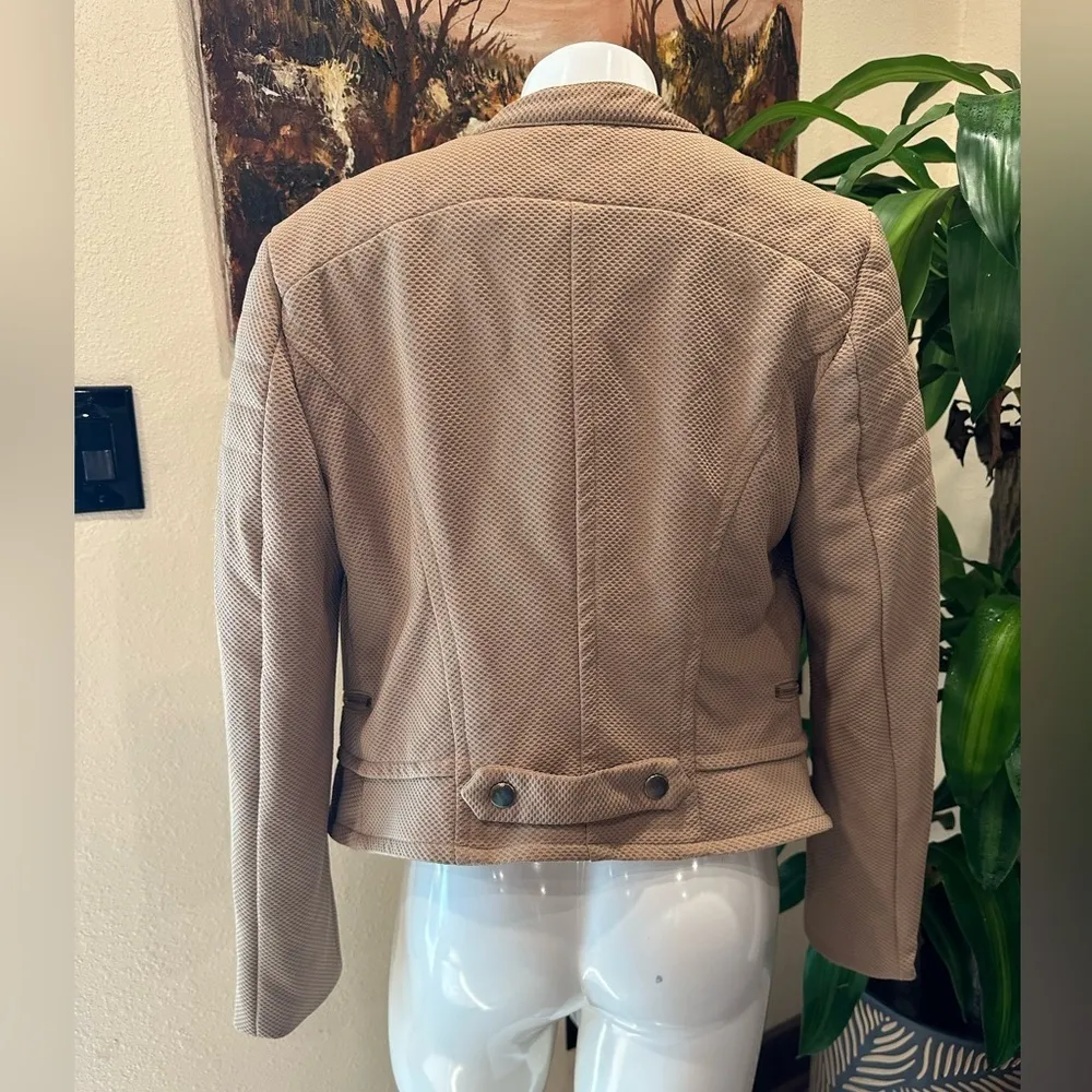 EUC Roly Poly woman’s Moto Jacket Knit BEIGE Tan Size M - Image 6