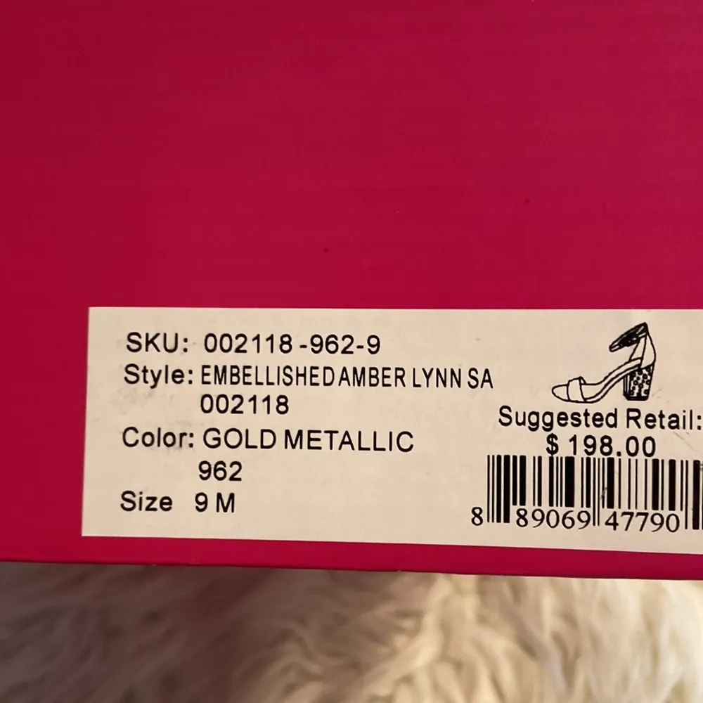 Lilly Pulitzer Embellished Amber Lynn Sandals size 9 brand new with box - Image 6