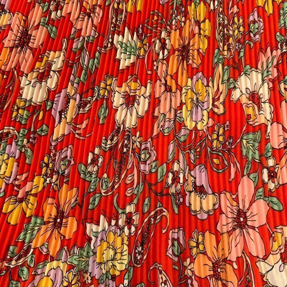 Status by Chenault Women's XL Red Floral Pleated Short Mini Skirt - Image 6