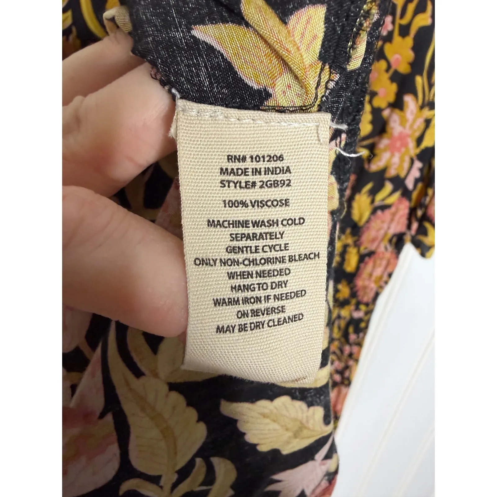 Soft Surroundings Black Floral Print Maxi Dress V Neck Flutter Sleeve Size 4 - Image 6