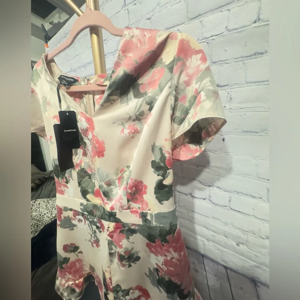 Bebe Sheer Dream Floral Short Sleeve Romper size 10 NWT - Image 10