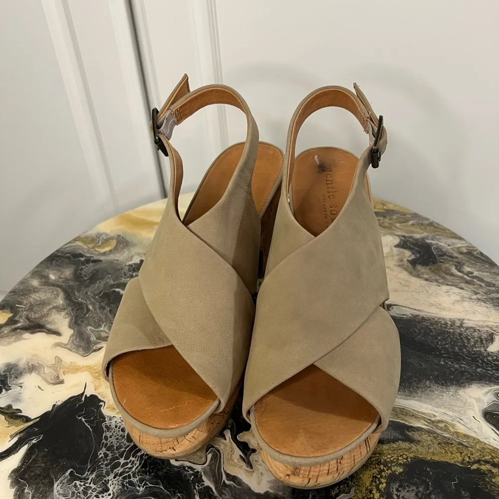 Gentle Souls by Kenneth Cole Paulina Platform Sandal - Image 2