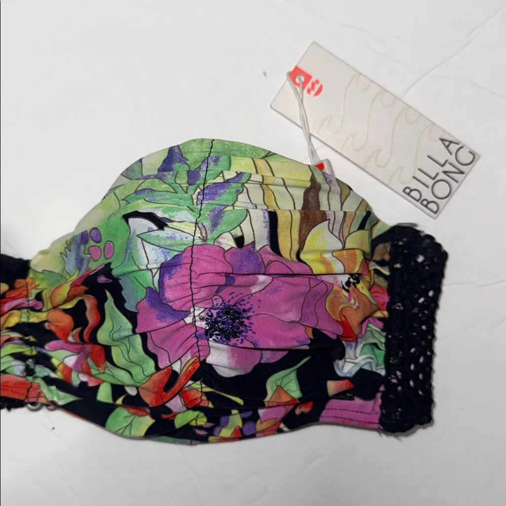 Billabong Black and Pink Floral Bikini Top bandeau padded molded underwire NWT - Image 2