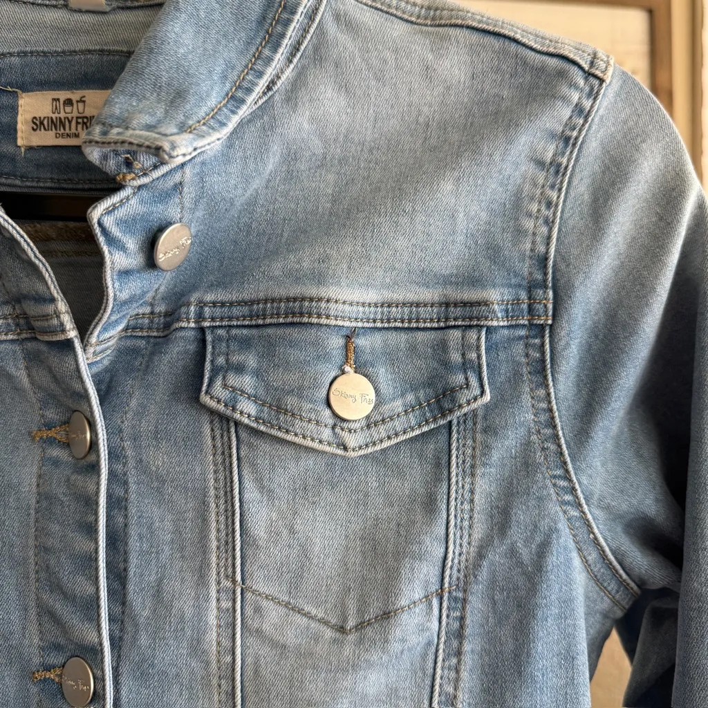 Light Wash Denim Jacket Stretch Button Front Small Skinny Fries Blue - Image 4