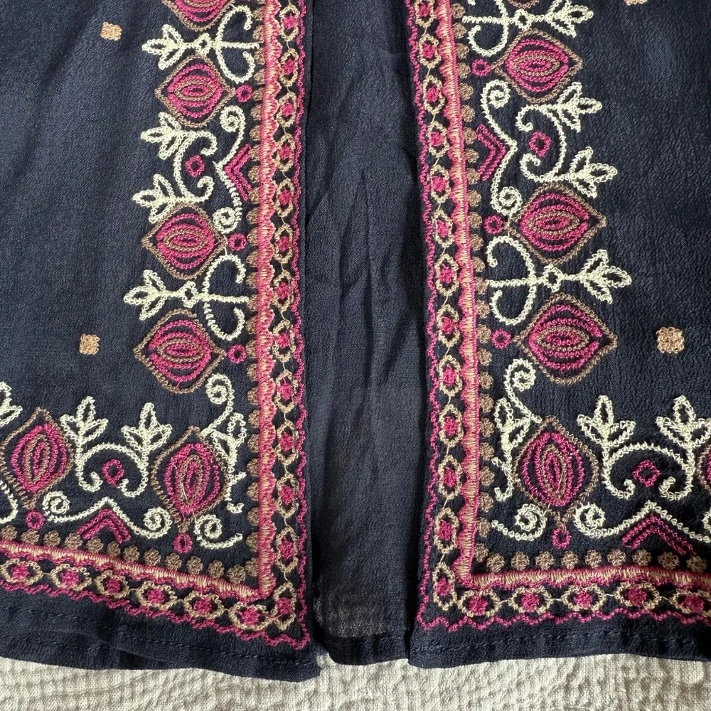 NWT Floreat Anthropologie Midnight Flower Navy Embroidered Tank Top Womens 6 Blue - Image 6