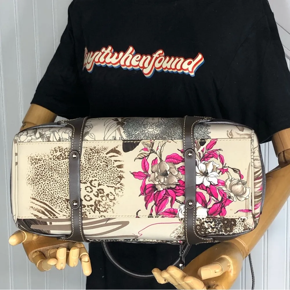 SALVATORE FERRAGAMO Leopard Tiger Jungle Animal Crossbody Shoulder Bag NWOT - Image 5