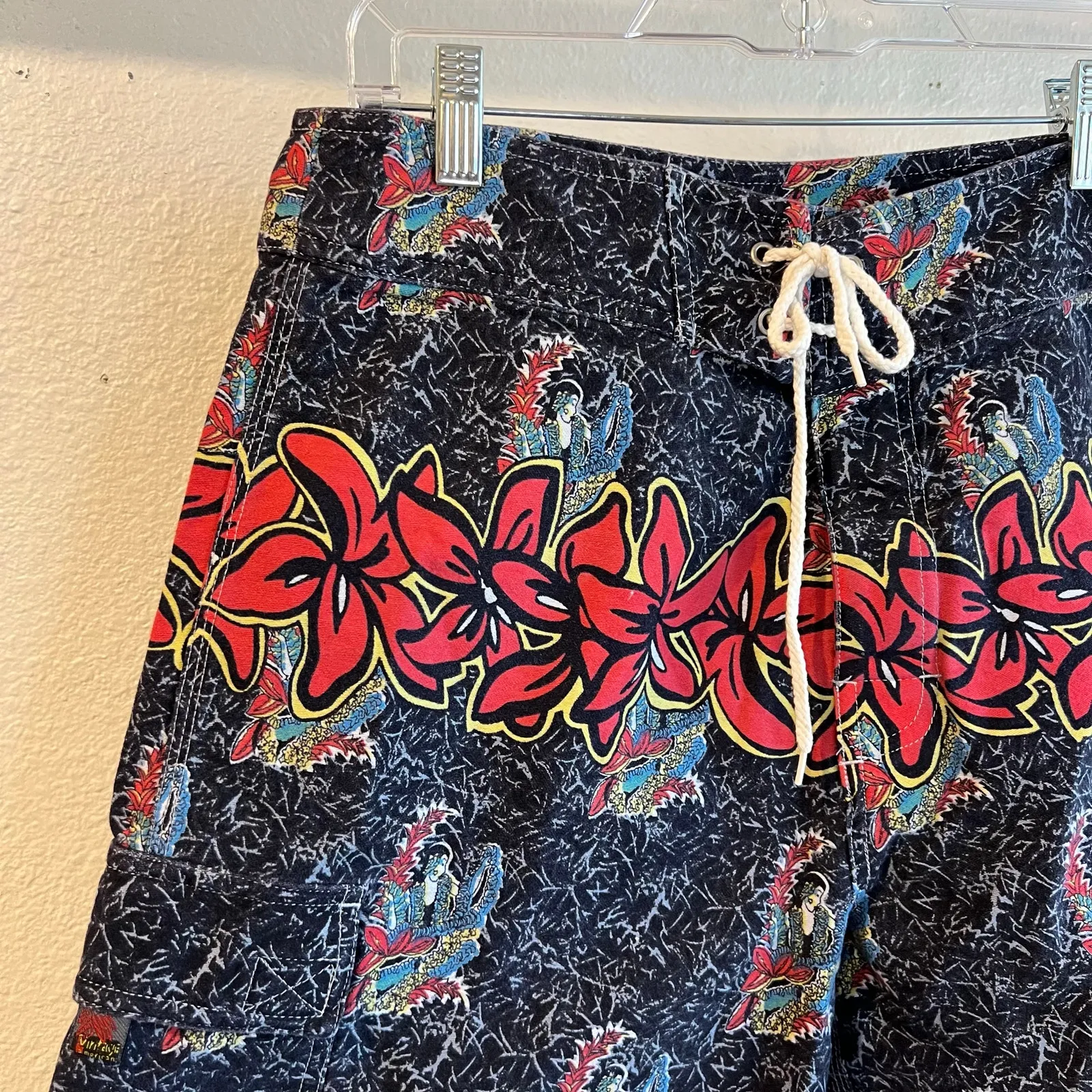 Deadstock 90s Hawaiian Tropical Masc Board Shorts USA Made Size Medium Gray - Image 2