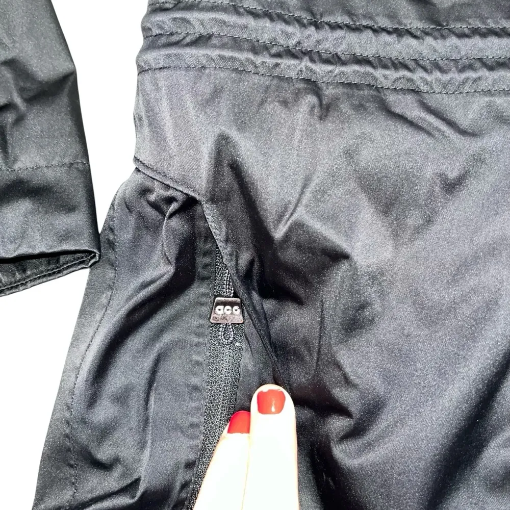 Nike ACG Nike Fit Storm Black Satin Waterproof Jacket Women’s size XS - Image 4