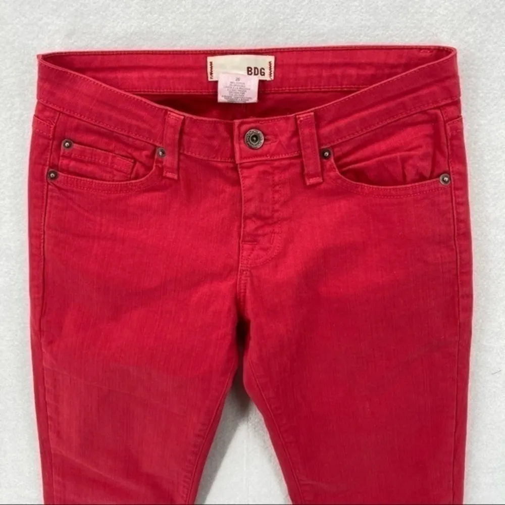BDG Pink Denim Stretch Cropped Skinny‎ Jean Low Rise Size 26 - Image 3