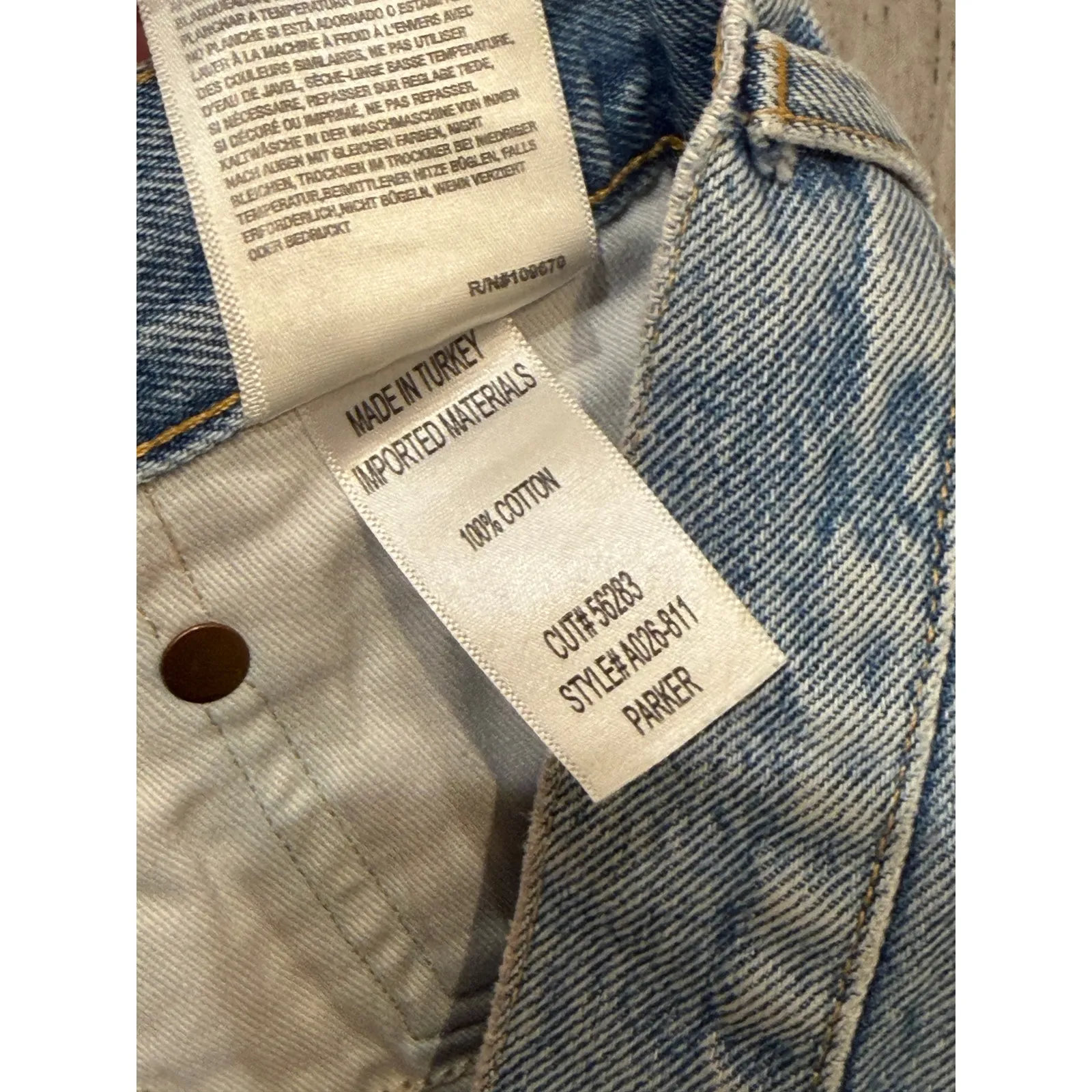 Agolde Parker Denim Shorts Womens 24 Blue Hi-Rise Distressed Raw Hem Streetwear - Image 6