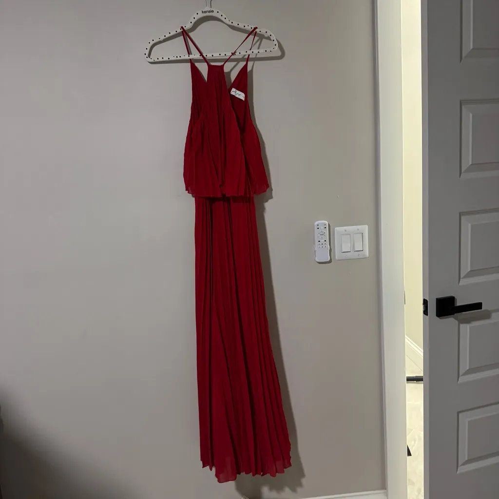 Petal & Pup Gia Pleated Halterneck Maxi Dress Size M - Image 3