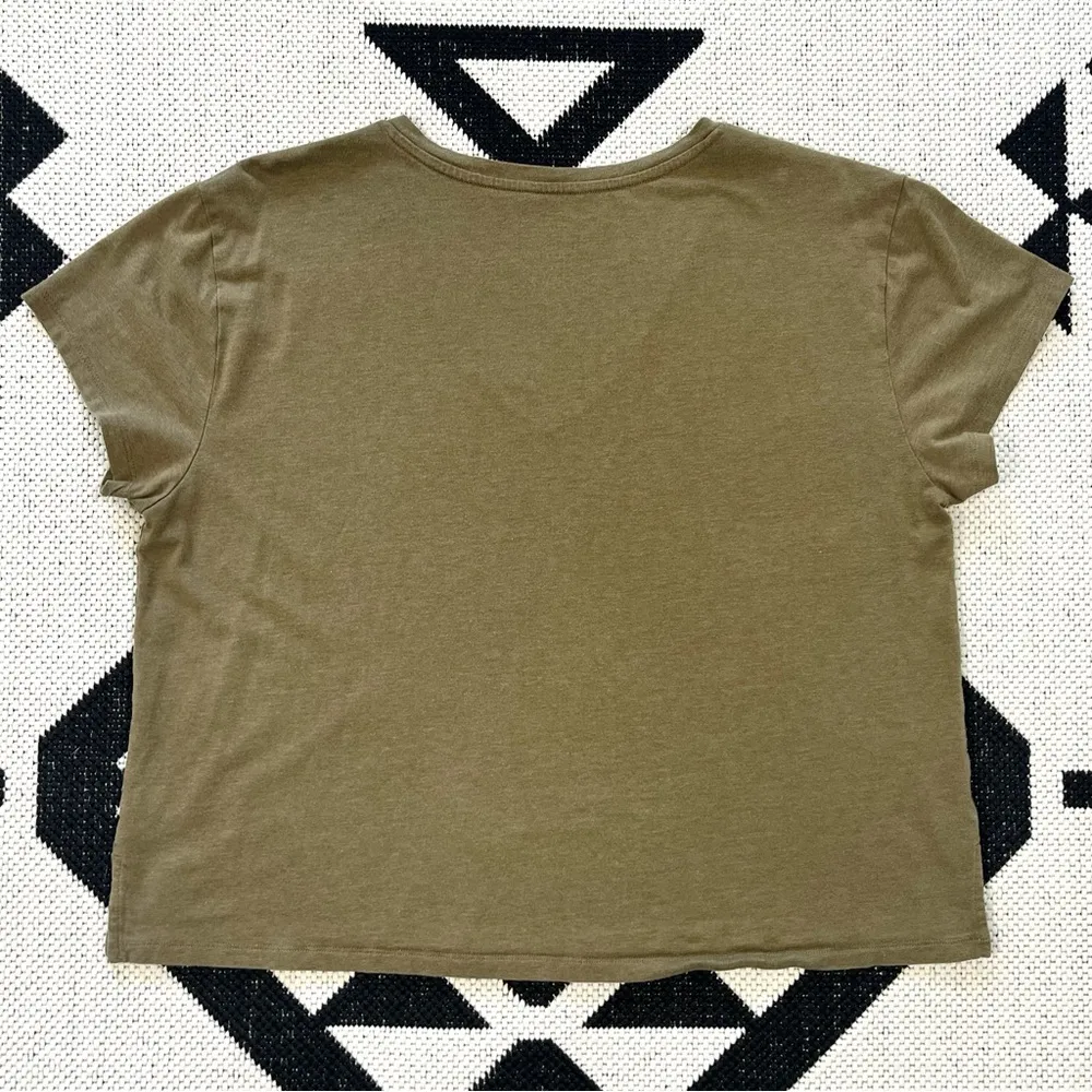 Cupro V-Neck Short Sleeve Tee in Fern Large - Image 7