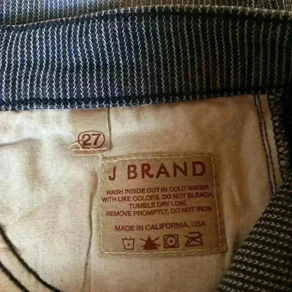 J brand blue vin striped jeans in size 27 - Image 5